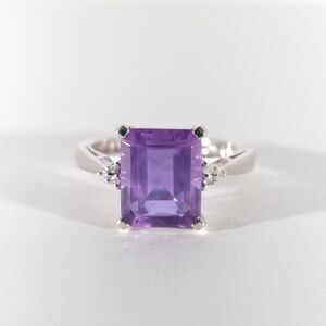 Alexite Color Change Ring Size 7-1/4